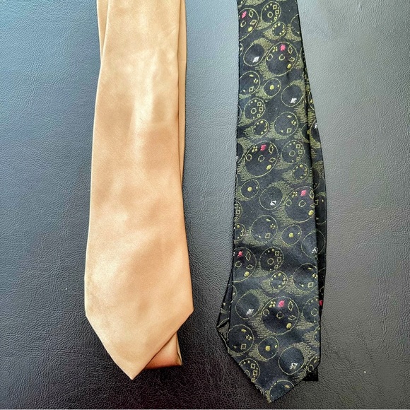 🔴Combo of 2 Branded Ties for Men - Picture 3 of 6